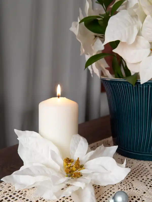 candle at funeral image